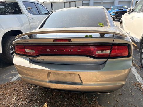Used 2013 Dodge Charger SXT w/ Rallye Appearance Group RWD image 5