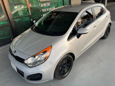 Used 2014 Kia Rio LX image 2