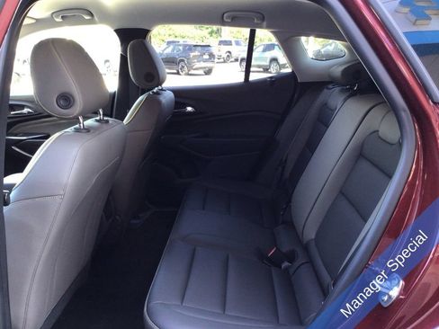 Used 2024 Chevrolet Trax ACTIV w/ Driver Confidence Package FWD image 33