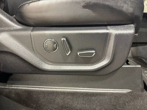 Used 2015 Ford F150 Lariat w/ Equipment Group 502A Luxury image 27