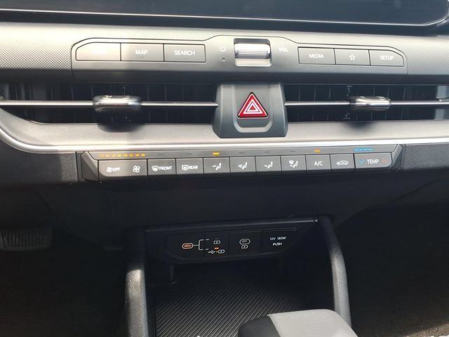 Used 2025 Kia K4 FWD image 19