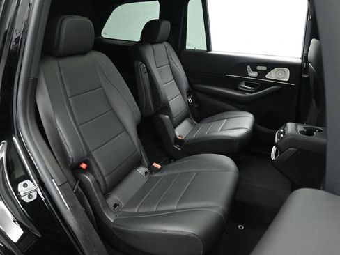 Used 2022 Mercedes-Benz GLS 450 4MATIC image 24