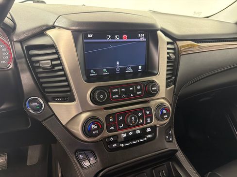 Used 2015 GMC Yukon Denali w/ Open Road Package AWD/4WD image 18