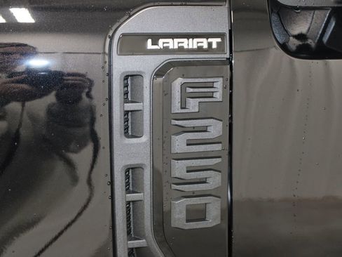 New 2026 Ford F250 Lariat w/ Black Appearance Package image 16