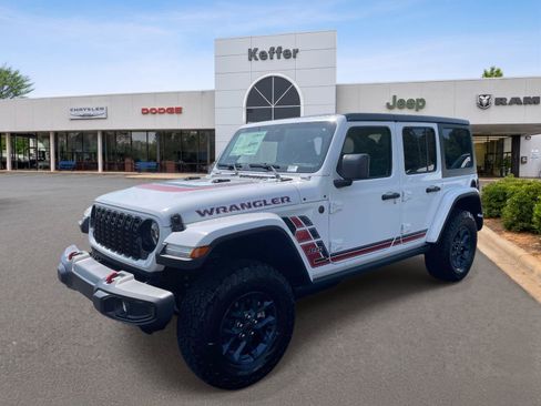 Used 2026 Jeep Wrangler Unlimited Sport w/ Dual Top Group AWD/4WD image 1