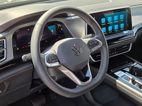 New 2026 Volkswagen Atlas Cross Sport SE AWD/4WD image 11