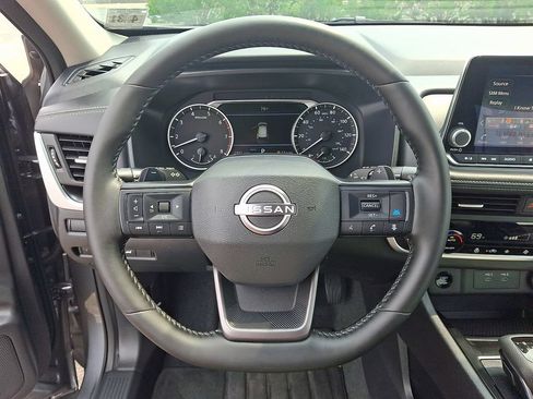 Used 2026 Nissan Rogue SV w/ SV Premium Package AWD/4WD image 26