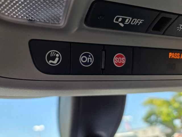 Used 2019 Chevrolet Equinox LS w/ LPO, Floor Liner Package AWD/4WD image 26