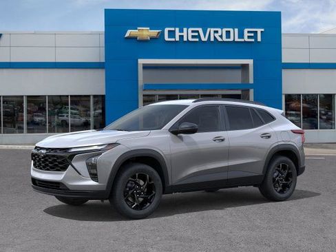 New 2026 Chevrolet Trax LT w/ Driver Confidence Package image 33