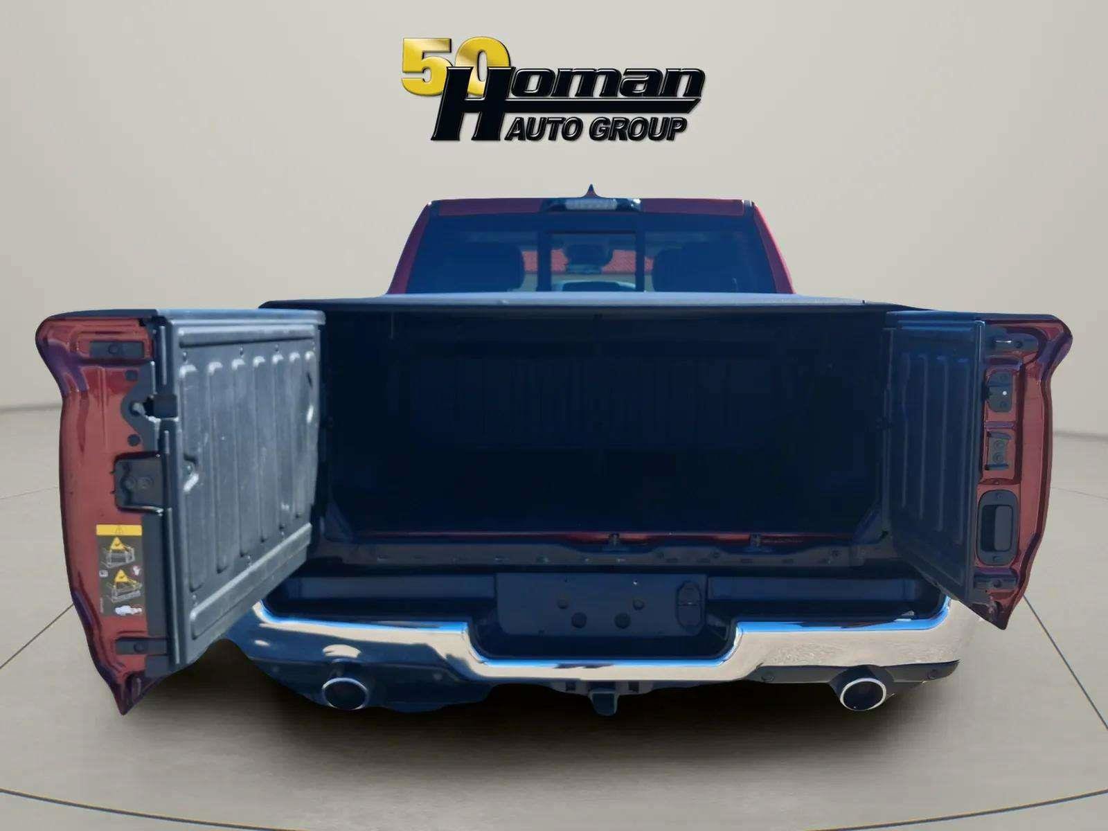 Used 2023 RAM 1500 4x4 Crew Cab Limited image 17