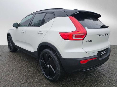 New 2026 Volvo XC40 B5 Ultra w/ Climate Package image 5