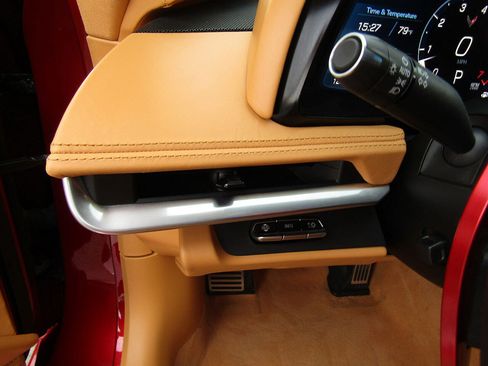 Used 2023 Chevrolet Corvette Stingray Premium Cpe w/ Z51 Performance Package RWD image 15