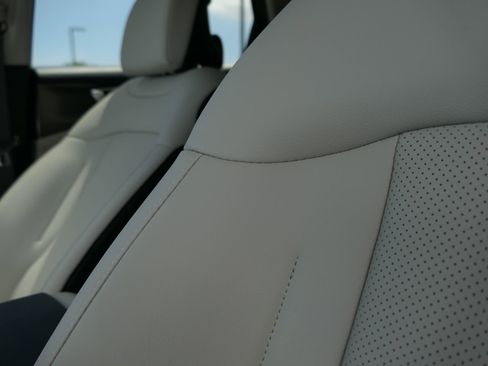 New 2025 Kia Sportage EX w/ EX Premium Package image 12