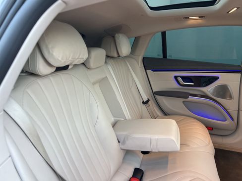 Used 2022 Mercedes-Benz EQS 450+ Sedan image 20