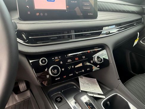 New 2026 INFINITI QX60 Autograph w/ Dark Cargo Package image 27