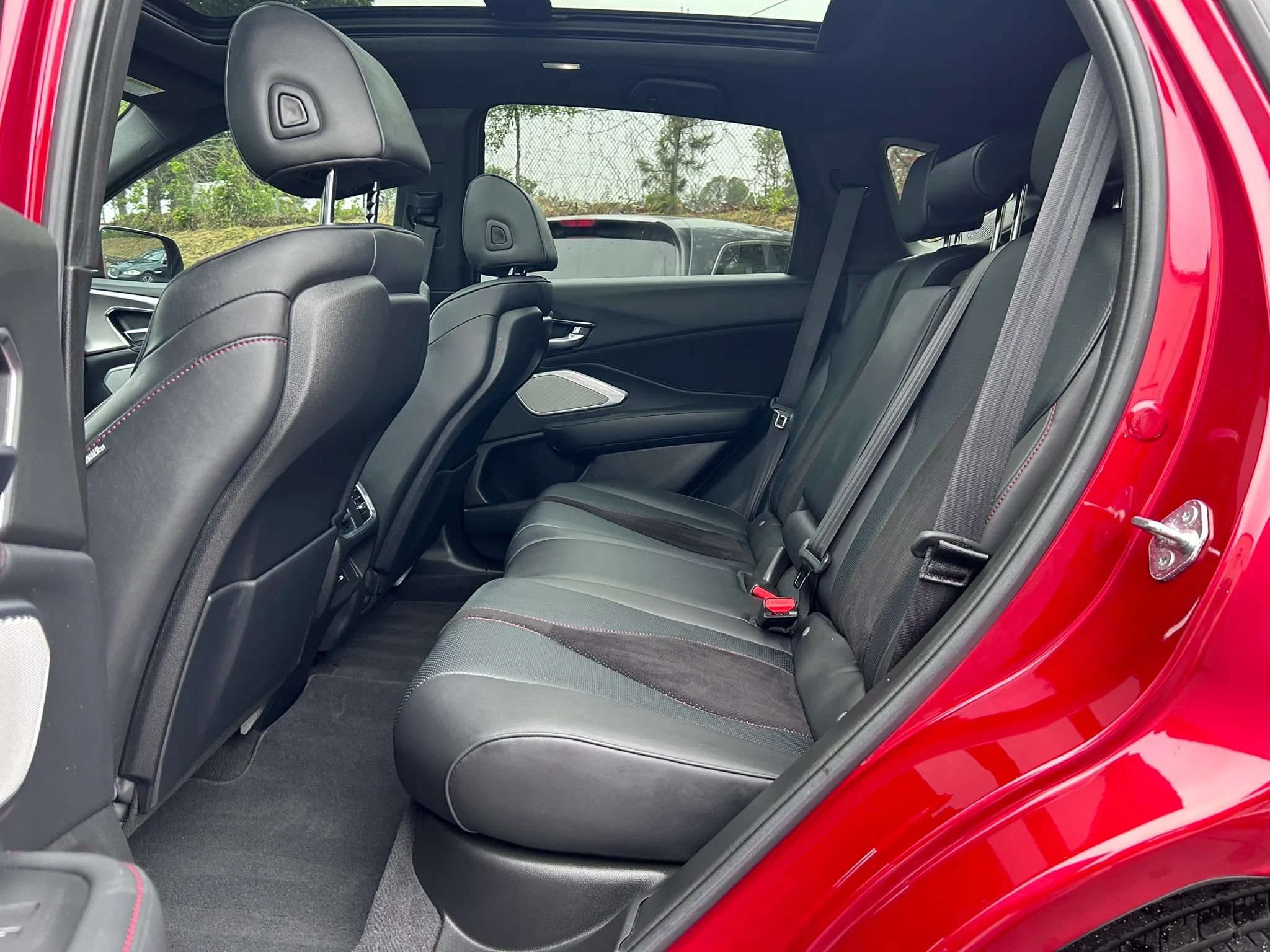 Used 2023 Acura RDX w/ Advance Package FWD image 33