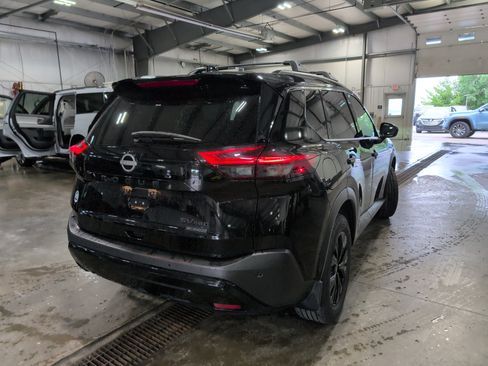 Used 2023 Nissan Rogue SV w/ SV Premium B Package AWD/4WD image 3