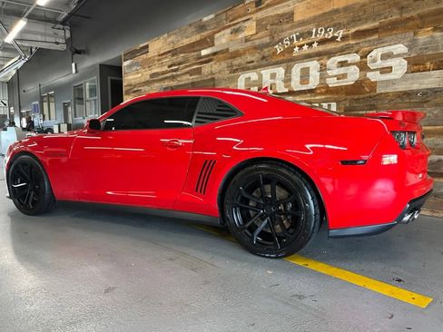 Used 2013 Chevrolet Camaro ZL1 RWD image 17