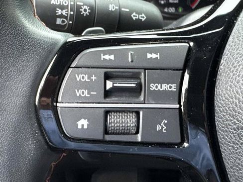 Used 2023 Honda Pilot Sport image 27