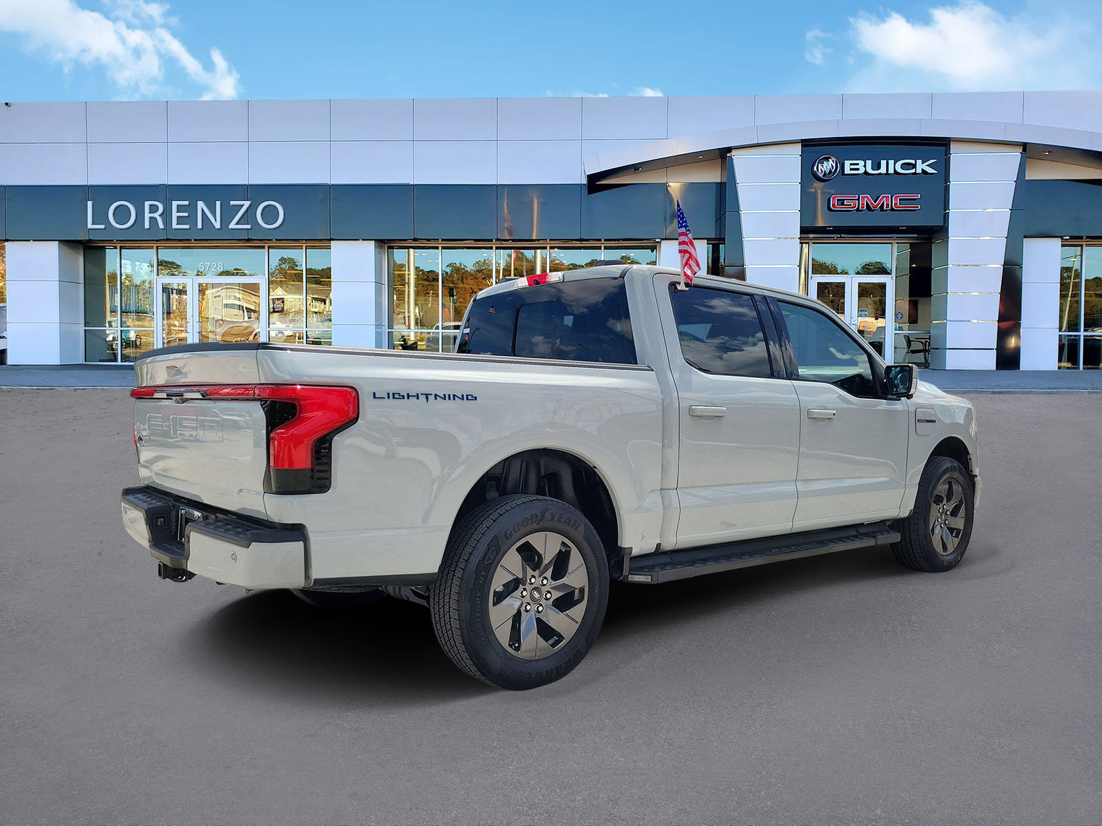 Used 2023 Ford F150 Lightning Lariat AWD/4WD image 5