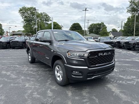 New 2026 RAM 1500 4x4 Crew Cab image 15