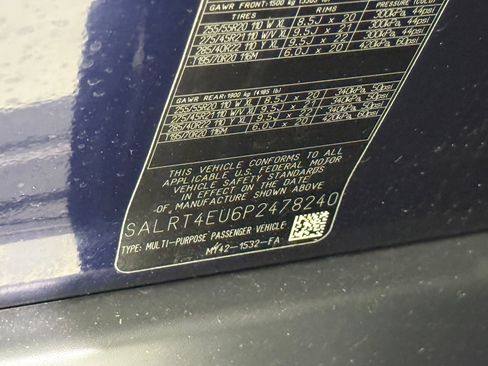 Used 2023 Land Rover Discovery S R-Dynamic image 25