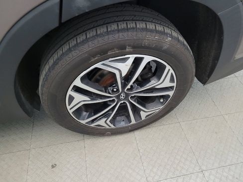 Used 2020 Hyundai Santa Fe Limited image 31