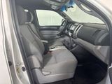 Used 2014 Toyota Tacoma 4x4 Double Cab image 4