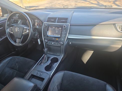 Used 2017 Toyota Camry XSE image 16