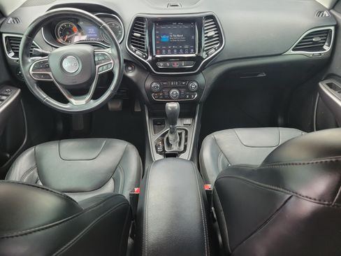 Used 2021 Jeep Cherokee Limited FWD image 12