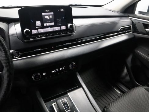 Used 2023 Mitsubishi Outlander ES image 30