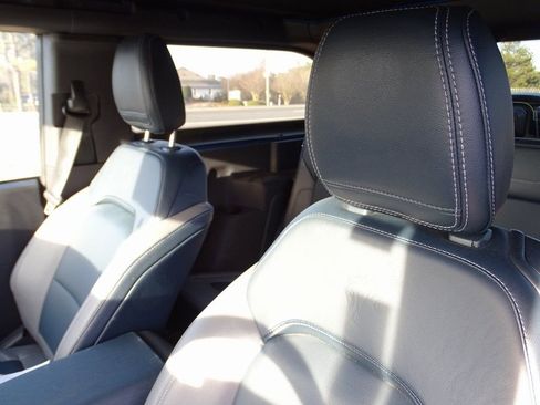 Used 2023 Ford Bronco Outer Banks w/ Sasquatch Package image 10