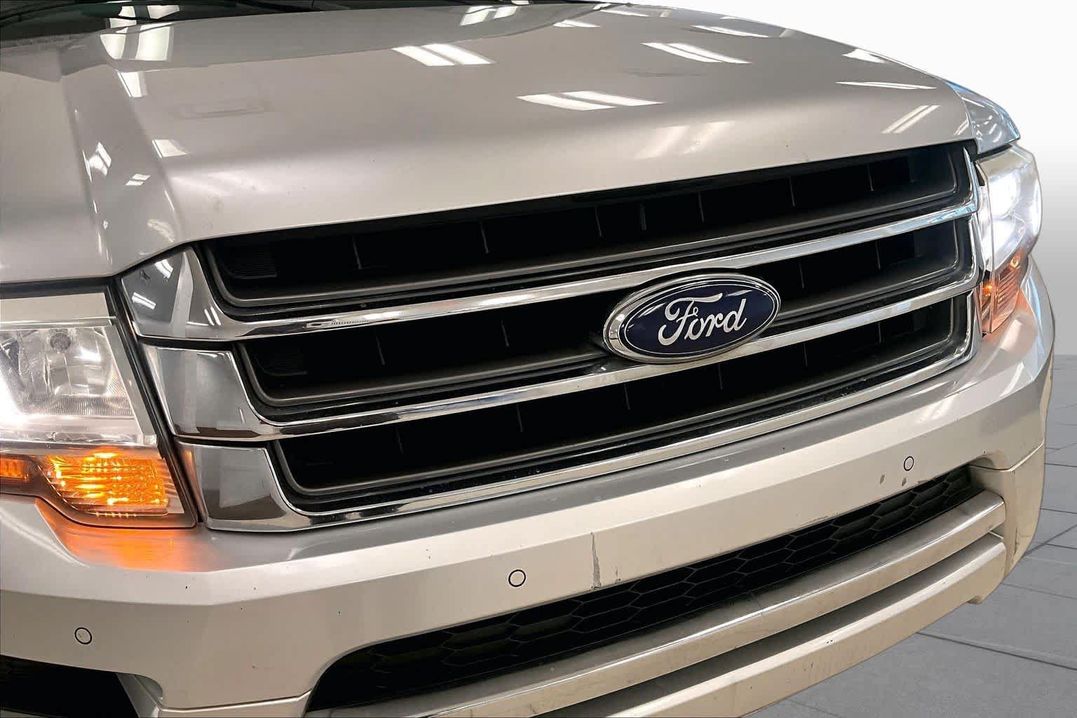 Used 2017 Ford Expedition EL Limited RWD image 27