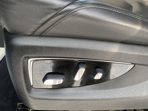 Used 2020 Cadillac Escalade ESV Luxury image 8