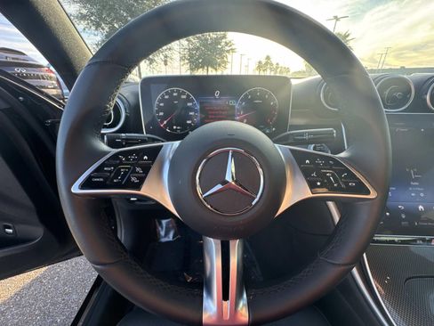 Used 2024 Mercedes-Benz C 300 Sedan image 21