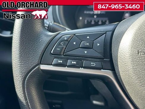 Used 2022 Nissan Kicks SV FWD image 18