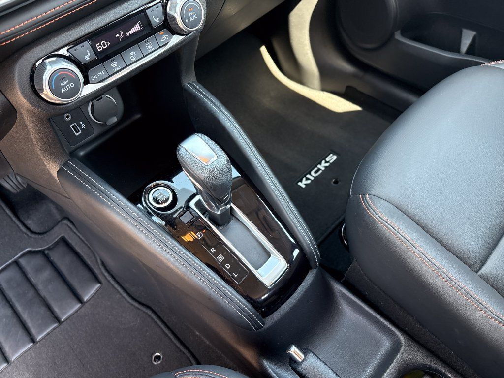 Certified 2020 Nissan Kicks SR w/ SR Premium Package FWD image 22
