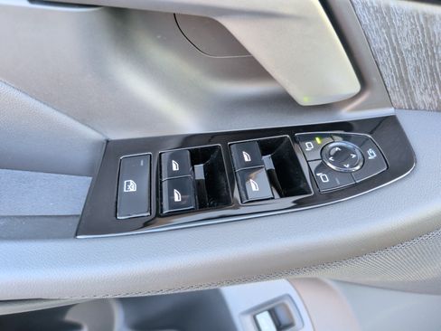 New 2026 BMW 530i w/ Premium Package RWD image 29