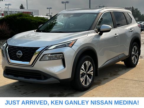 Certified 2023 Nissan Rogue SV w/ SV Premium B Package AWD/4WD image 7