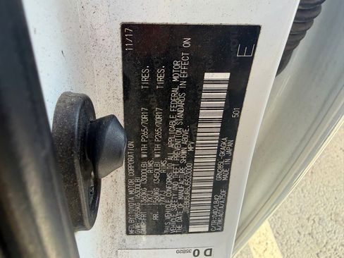 Used 2018 Toyota 4Runner SR5 Premium image 3