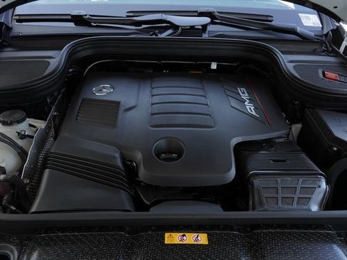 New 2025 Mercedes-Benz GLE 53 AMG 4MATIC Coupe image 38