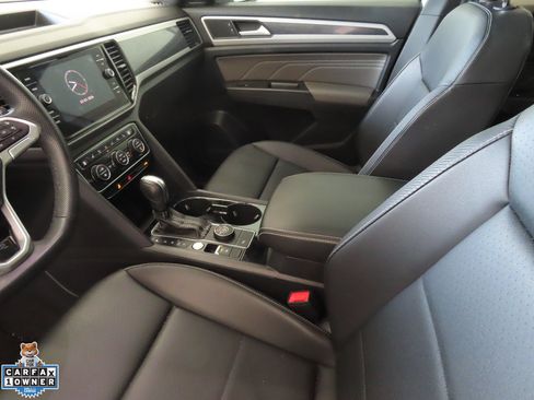 Certified 2023 Volkswagen Atlas Cross Sport SEL R-Line AWD/4WD image 23