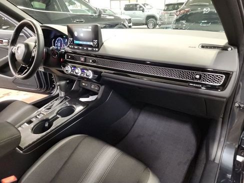 Used 2024 Honda Civic Sport image 29