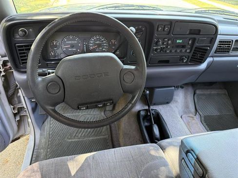 Used 1997 Dodge Ram 1500 Truck 4x4 Club Cab image 13
