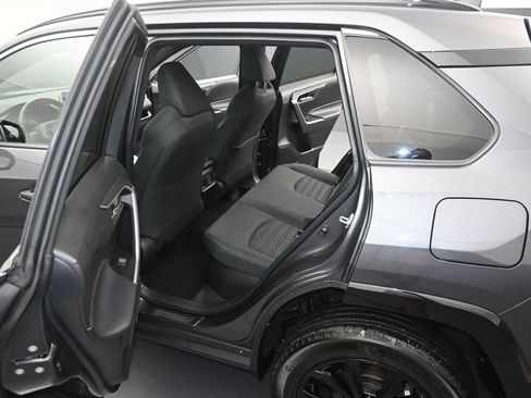 Used 2025 Toyota RAV4 SE AWD/4WD image 12