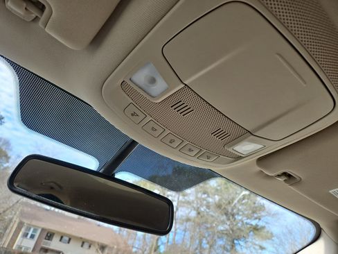 Used 2019 Lincoln MKC Premiere image 30