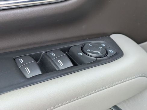 Certified 2022 GMC Yukon SLE AWD/4WD image 11