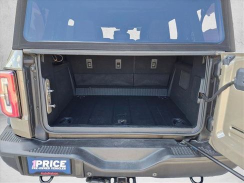 Used 2025 Ford Bronco Badlands AWD/4WD image 6