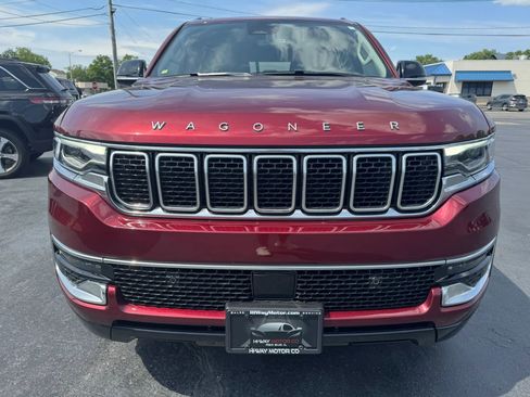 Used 2023 Jeep Wagoneer 4WD image 17