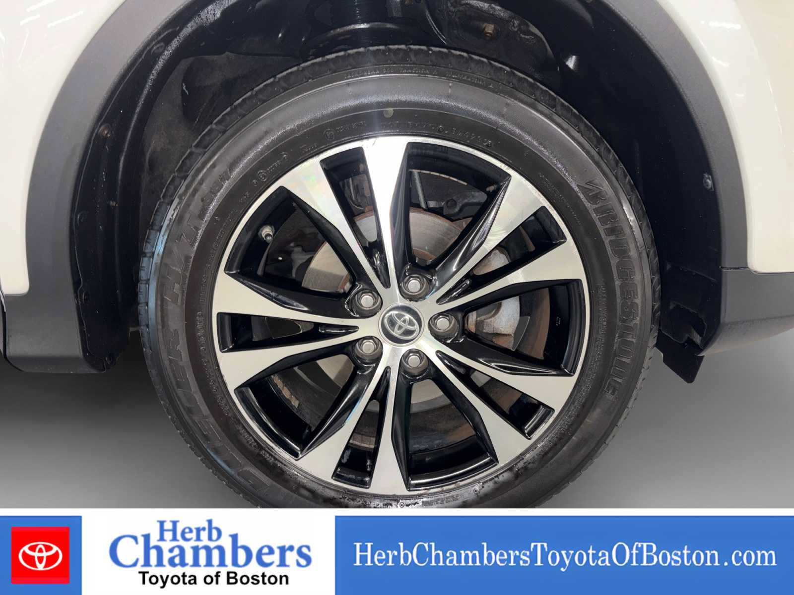 Used 2015 Toyota RAV4 Limited AWD/4WD image 8